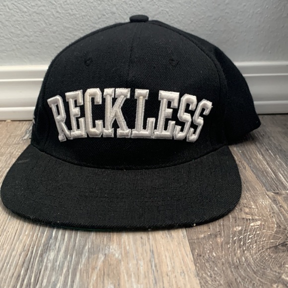 Hat - Picture 2 of 4